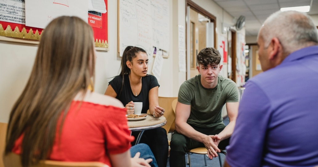Are you struggling with your finances or housing situation? 🏠

Get friendly expert advice at a local drop in advice hub. Help is available on a range of issues including money, debt, energy and housing. 

See link in comments