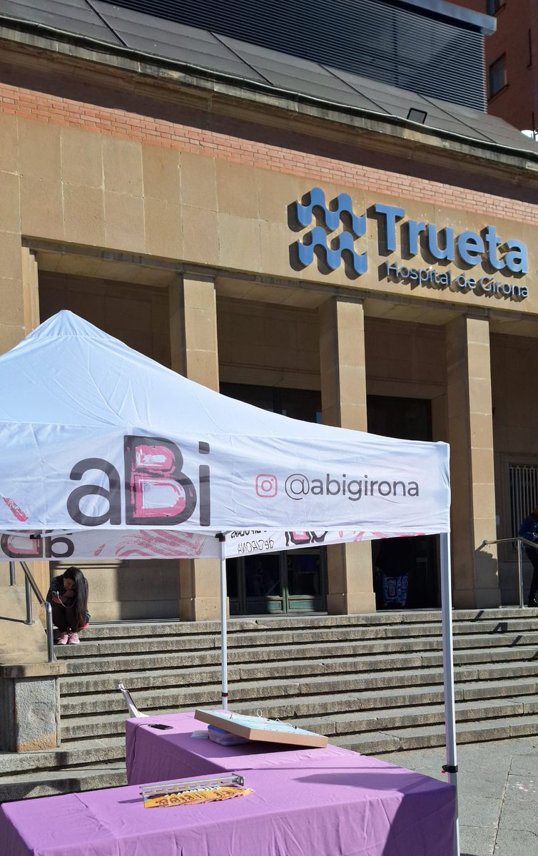 ABI Girona (@abigirona) on Twitter photo Seguim amb els actes de difusió per commemorar el #DiaMundialdelTrastornBipolar. Avui hem tingut la carpa informativa al <a href="/htrueta/">Hospital Trueta</a> de #Girona. Ja són unes quantes persones més que saben on som si necessiten suport en #TrastornBipolar. Gràcies a tothom que ha passat a veure'ns! Seguim amb els actes de difusió per commemorar el #DiaMundialdelTrastornBipolar. Avui hem tingut la carpa informativa al <a href="/htrueta/">Hospital Trueta</a> de #Girona. Ja són unes quantes persones més que saben on som si necessiten suport en #TrastornBipolar. Gràcies a tothom que ha passat a veure'ns!
