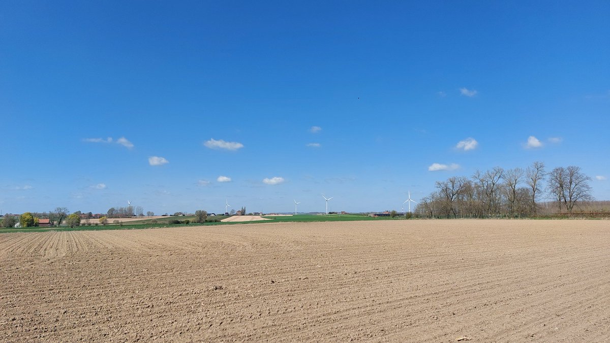 luc231255's tweet photo. #vrtweer Molembaix-Celles (la Wallonie-Picardie) https://t.co/VTmqlS5EDa