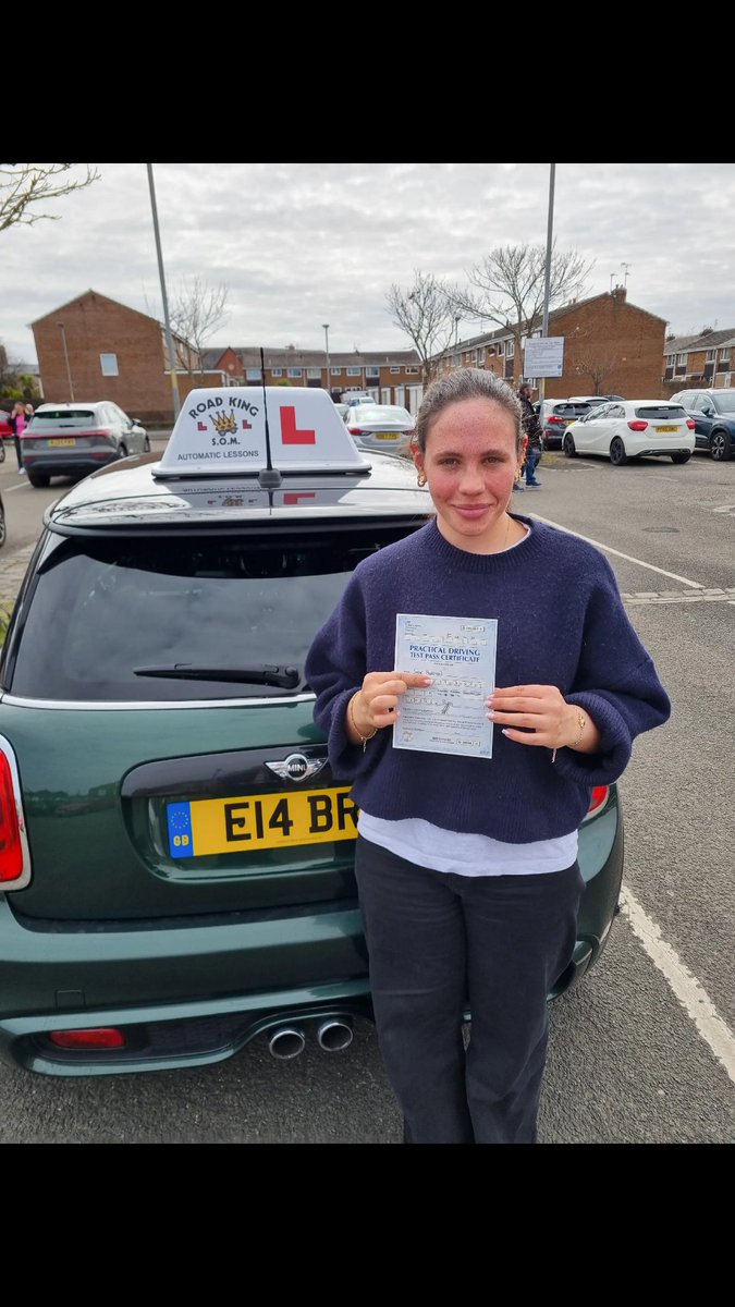Roadkingsom's tweet photo. Well done Sadie Harrison who passed her Automatic driving test today with Road king School of motoring 👏 https://t.co/coMNp8iioq