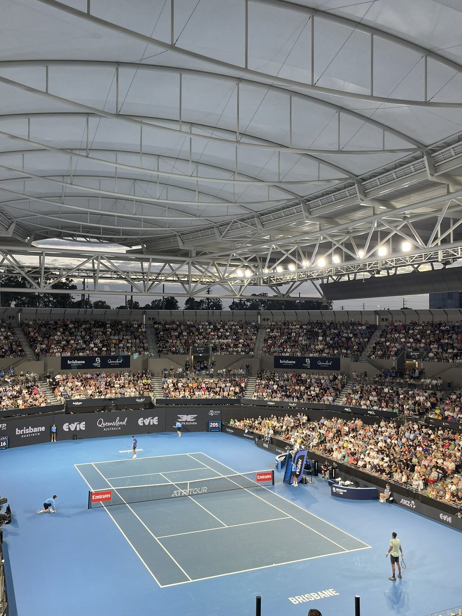 Back in France after an inspiring visit to Australia for the FASIC project 🇫🇷🇦🇺| 1/2

📍 Brisbane : Thanks 🙏to Alistair Murphy and Isabel McGillivray for the training center visit and the insightful discussions about your research during the tennis tournament 🎾