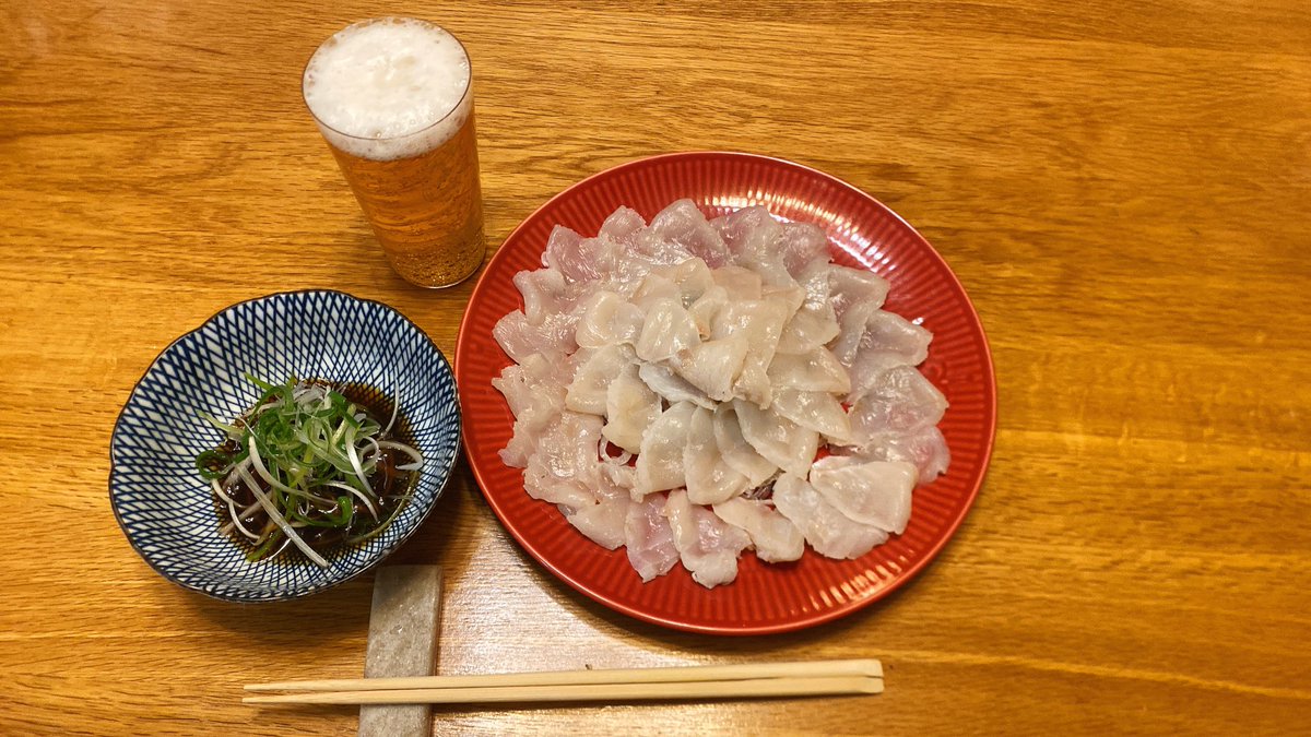 含み損拡大中😇
同じ人、手〜あげて🤚🏻💕

お馴染みの
必殺！飲んで忘れろ投資法
虎ふぐでカンパーイ🍻