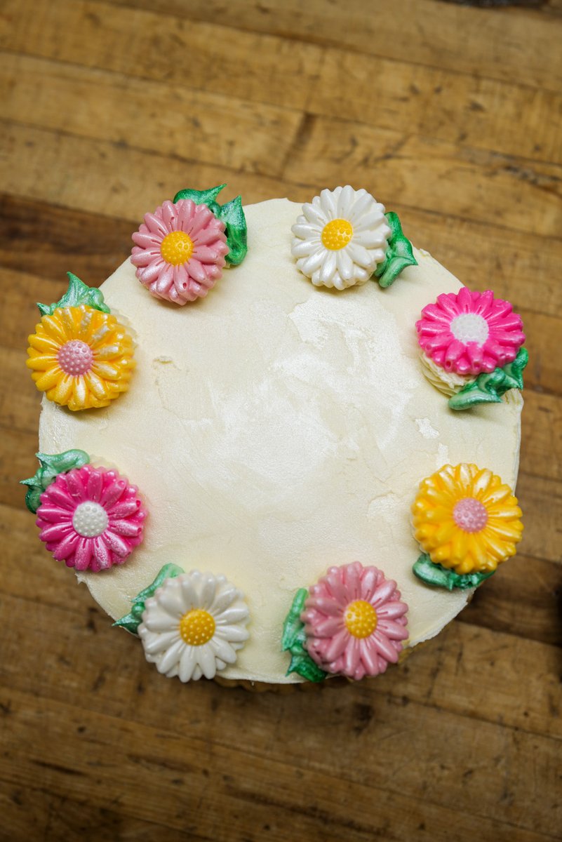 Spring is in bloom at Sugar! 🌸🍰