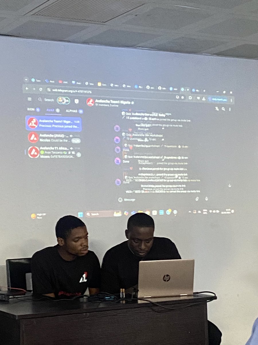 MitaSchool's tweet photo. The atmosphere here at Avalanche workshop is simply amazing. 💥🧑🏽‍💻

The workshop blends jokes, fun, and quizzes into the learning process, making it an engaging and enjoyable experience. 🥶

#MitaSchool #Avalanche #Blockchain #DevelopersWorkshop #AkwaIbom https://t.co/ejA9wBq1cL