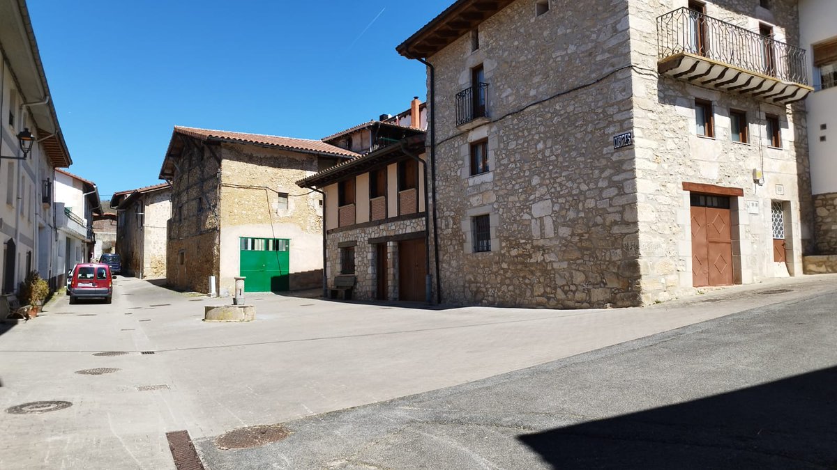 AcoaAke's tweet image. 📌 #Concejo de #Korres|ko #kontzejua

#ArraiaMaeztu @MontanAlavesa #Alava #Araba