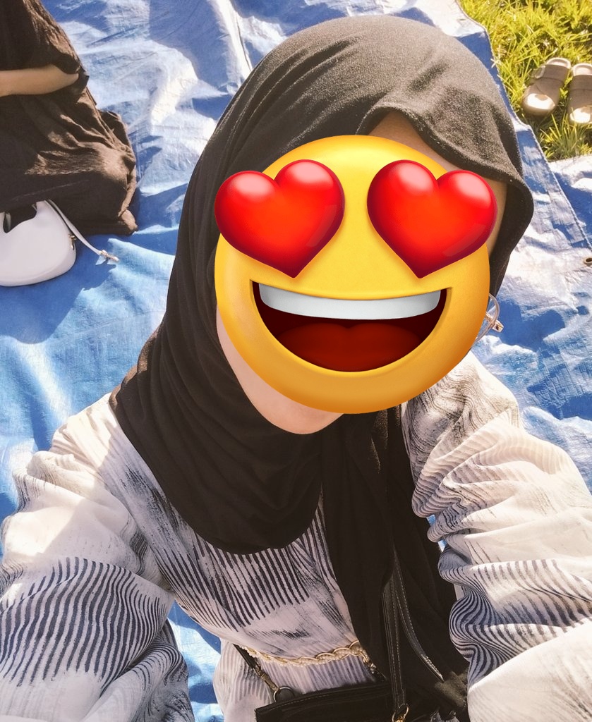 oiseyy's tweet image. refleks bgt kepala miring