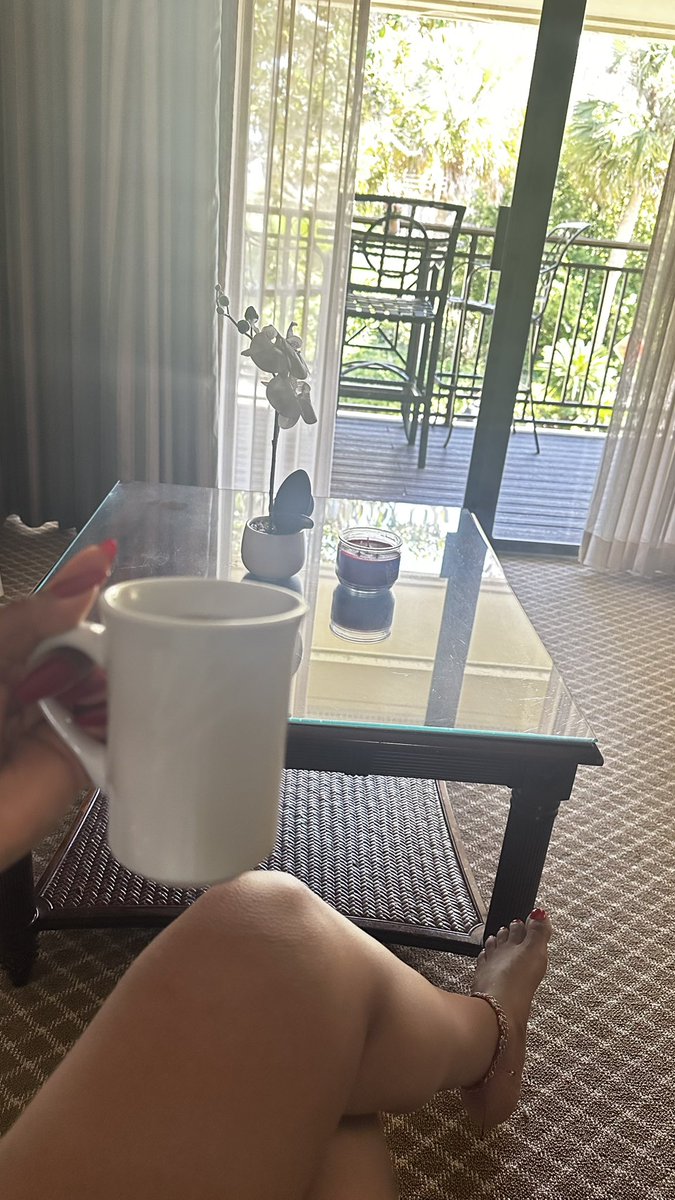 Oh_Yes_Natty's tweet photo. ☕️ https://t.co/YC4vK4PuTq