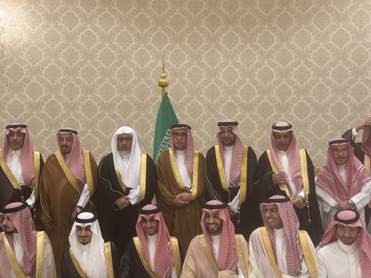 BANDARALSADOUN's tweet photo. ﷺ: المؤمن للمؤمن كالبنيان يشد بعضه بعضًا https://t.co/V42QXV6KIM