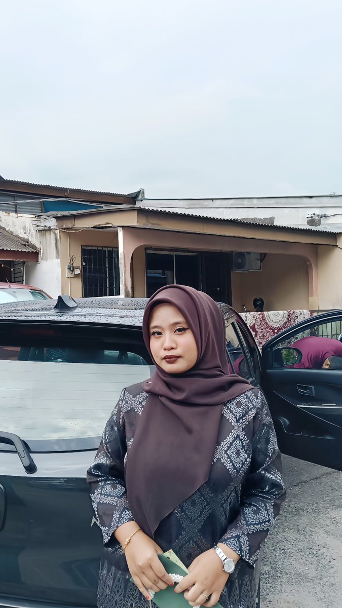 i eid this look today