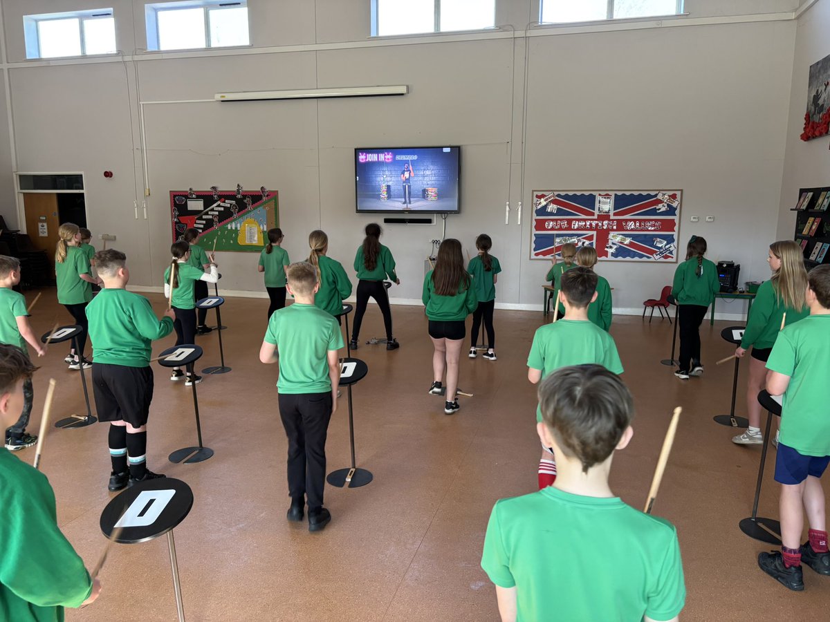 Year 6 loving Drumba this afternoon <a href="/Drumba_ltd/">DRUMBA®</a> 🥰 #getactive #achieve