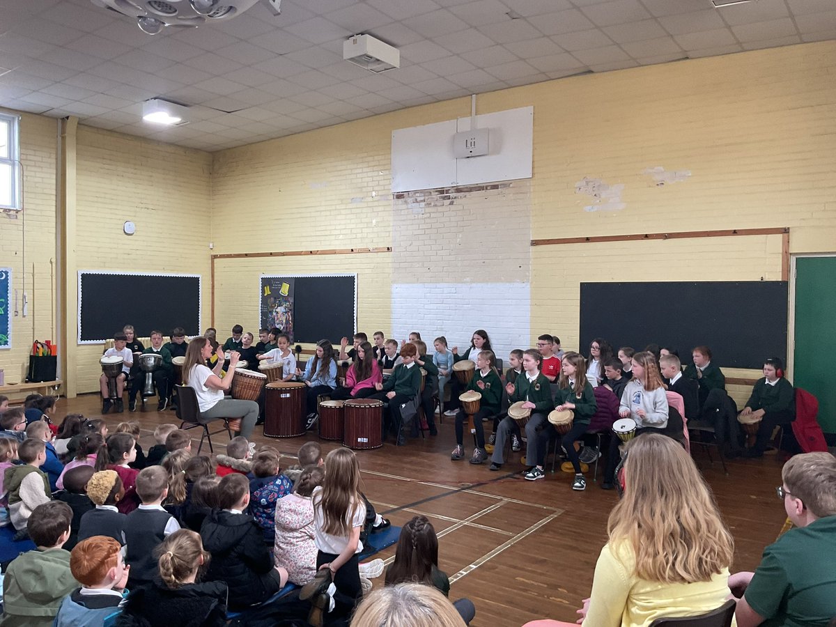 GirvanPrimary's tweet image. Well done to our Primary 5s who performed at our whole school assembly this morning. The pupils have been working with Mrs Gibson from @SAMusicService and learning how to play the djembe. What an outstanding performance! #UNCRCArticle29 #UNCRCArticle31