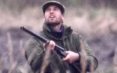 ProtectTheWild_'s tweet photo. 🚨 Bird shooting is DISGUSTING. No animal deserves to be killed for sport. 

Whether you're a royal or a celebrity, we’ll call you out for supporting this barbaric practice. It's time to END bird shooting for good https://t.co/DlHTn7rOjO