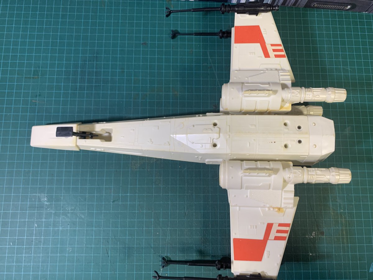 HeroesToys's tweet photo. 1978 Kenner Star Wars X-Wing Fighter.
$99🇺🇸US / $145🇨🇦CAD. + shipping.
- 100% complete.
- Vehicle is overall very clean. Looks to have all stickers.
- Tested - Sound/light do not work. Should be fixable.
- No broken parts.
#Kenner #VintageStarWars #XWingFighter https://t.co/yEyUmfdfPV