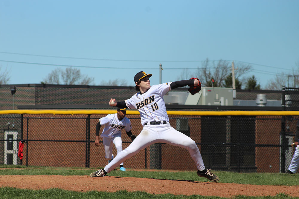 🚨 Home Opener Alert! 🚨

Bison Baseball kicks off their home opener tomorrow (4/1) @ 5 PM v. Keystone HS at Beachwood !🔥 Senior Josh Rosenblitt takes the mound as the starting pitcher. He currently tied for the school record with Brad Goldberg (‘08) for most strikeouts (246).