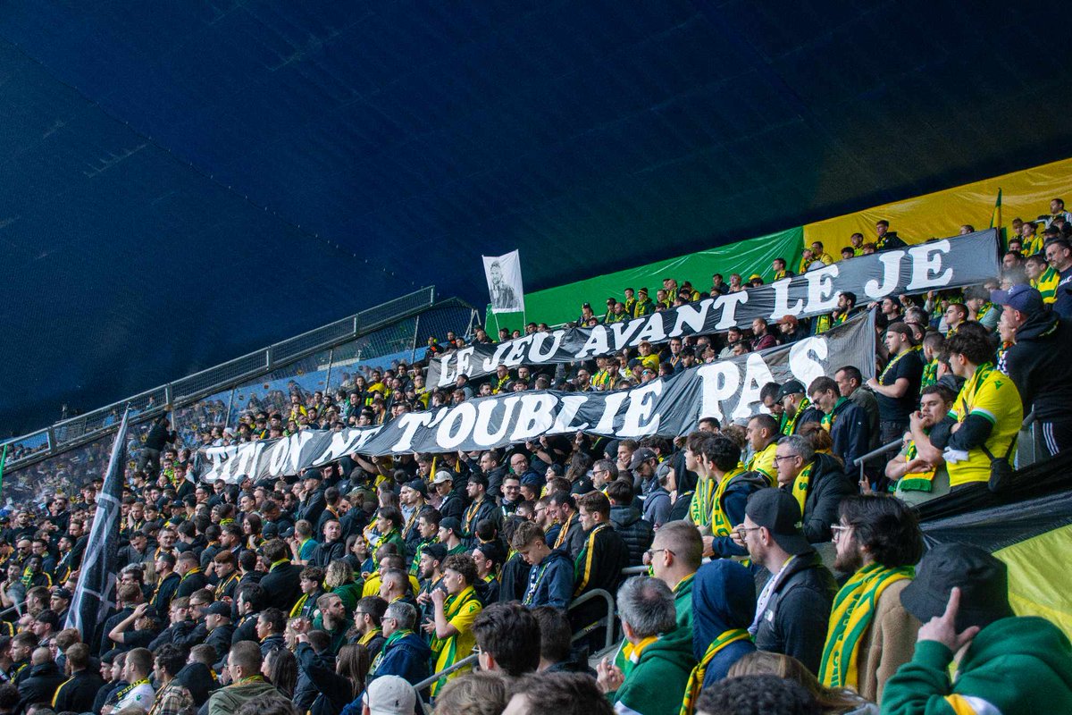 ACTIV ON TOUR 🔰🔥

📍 Le Havre

"LE JEU AVANT LE JE
TITI ON NE T'OUBLIE PAS"

📸 Brigade Loire