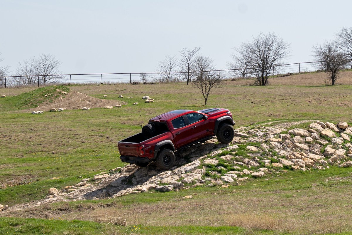 MEDIASHOTCALLER's tweet photo. SHOTCALLER went off-roading with @capitalone at @eaglescanyonraceway the other day. Thanks for having us!

Director/DP: @mistamogi
AC/Lighting: Bruce Laureto
Tracking Ops: Jason Starne @luke_asper
Drone Op: Jonathan Smith
Capital One Client: Austin Lott
Talent: @tim_stevens https://t.co/wW3IiXrM5l
