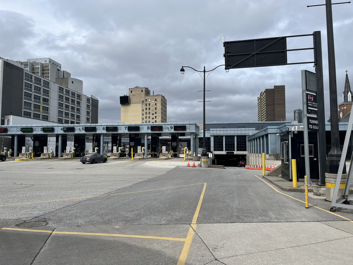 Windsor Detroit Tunnel (@tunnelwindsor) on Twitter photo Smooth sailing today. Might be busier on Friday with <a href="/tigers/">Detroit Tigers</a> Opening Day. #takethetunnel Smooth sailing today. Might be busier on Friday with <a href="/tigers/">Detroit Tigers</a> Opening Day. #takethetunnel