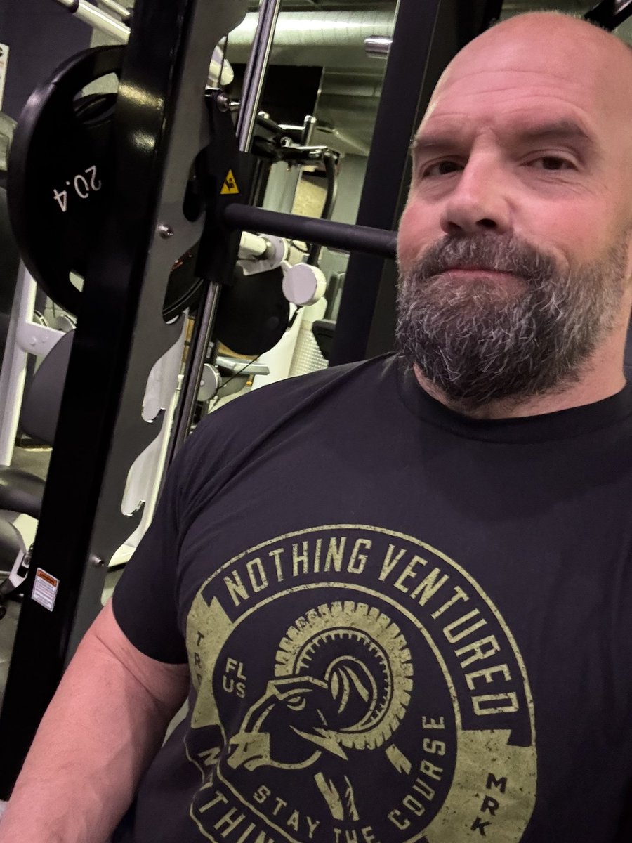“The great effort of my former life was a near constant. Broken up with small bursts of comfort that dulled the sharp edge of existence.

Today that burden has been greatly alleviated-bursts of comfort traded for bursts of effort.”

substack.com/@ethansuplee/n…