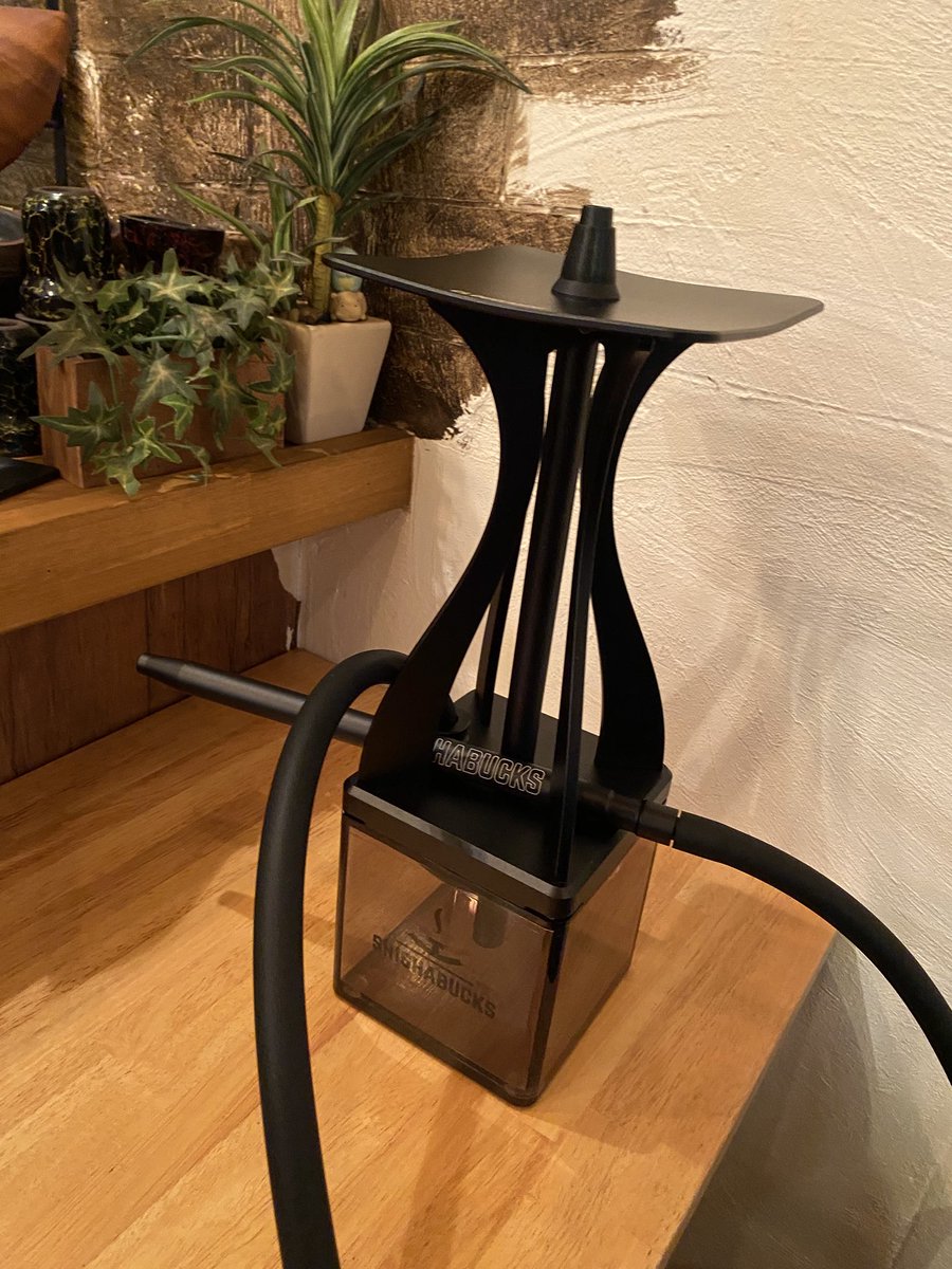 SHISHAREUSE's tweet photo. 新規販売在庫増えました❗️
シーシャバックスクラウドミニブラックブラック
状態A
店舗にて使用確認済
キズなどもほぼなく使用歴も1.2回程度とのことですので非常に美品となっております。
LEDライトや純正ボウル、ヒートマネジメントも付属して��ります。
¥24,000 https://t.co/Ex0esVESKE