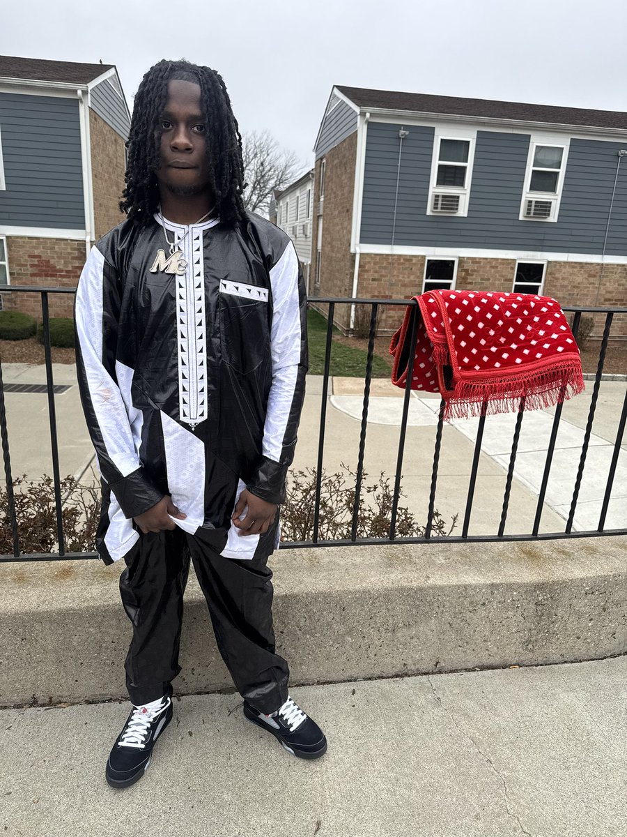 “mc make another hit” tweet media