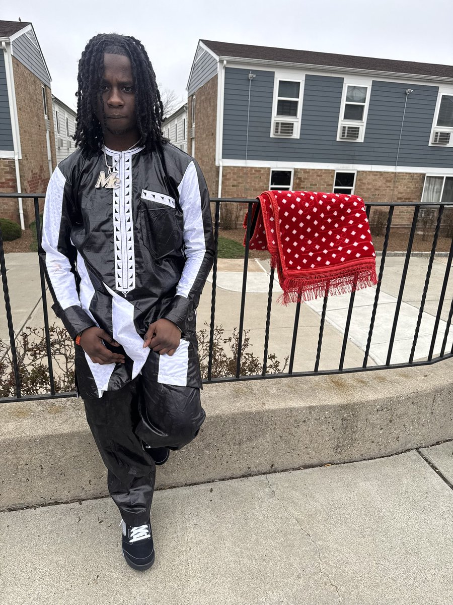 “mc make another hit” tweet media