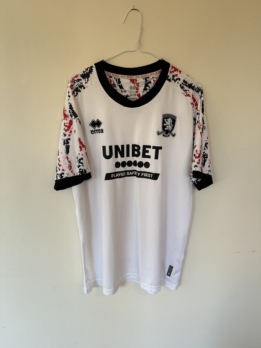 Few Boro bits for sale… all in great condition👇🏼

Red ICI: XXL £75 inc UK post. 
White ICI: XXL £75 inc UK post. 
Blue ICI: XL £75 inc UK post. 
White current third: XXL £45 inc UK post. 

Comment or send us a DM if you’re interested. #UTB