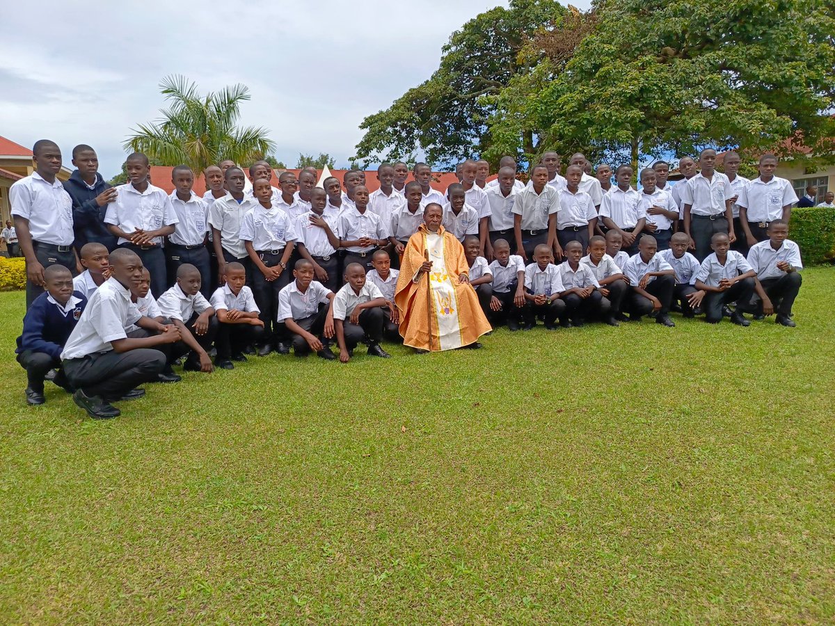 St. Mary's Seminary Virika celebrated Seminary Day on 29th March 2025 with Rev. Fr. Raphael Balinandi Kambale, the very first Priest from the Seminary who was ordained 1974.