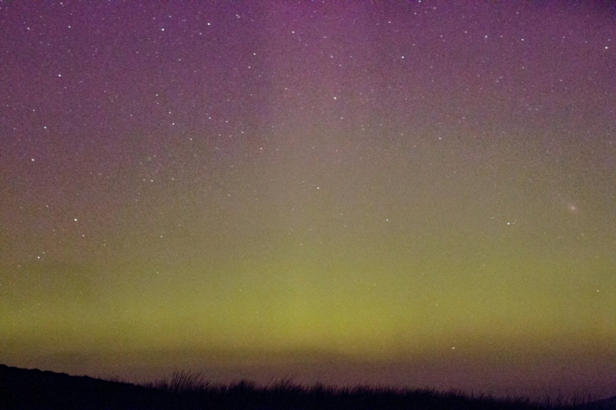 Funtera's tweet image. 2 amazing Natural Phenomenons in a week.Northern Lights in the #MachLoop &amp;amp; The Partial Eclipse outside Work!!
Northern Lights with wrong Lens 100-400mm &amp;amp; No Tripod! 30 second exposure, f-stop 4.5 and ISO 1250.
Partial Eclipse.
1/8000 Exposure, ISO 100 &amp;amp; f-stop maxed at 32