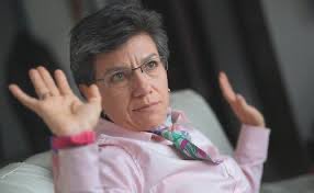 ¿Votarían por esta corrupta?

🔁 NO
❤️ SI

💬 Comenta 👇