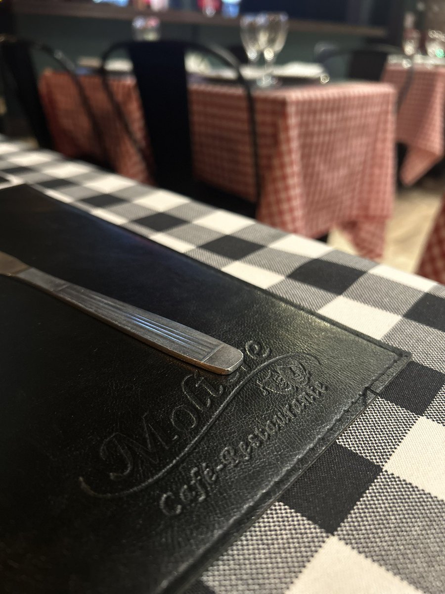 bares_santelmo's tweet photo. ✨San Telmo esconde secretos y Molíère es uno de ellos✨
Descubrí un lugar donde la música y gastronomía se fusionan en una noche inolvidable
🎶 Espectáculos en vivo que te transportan
🍷 Platos y tragos que conquistan
📅 Reservá ahora y viví la experiencia
#SanTelmo #CenaShow https://t.co/qVgFG4nsH1