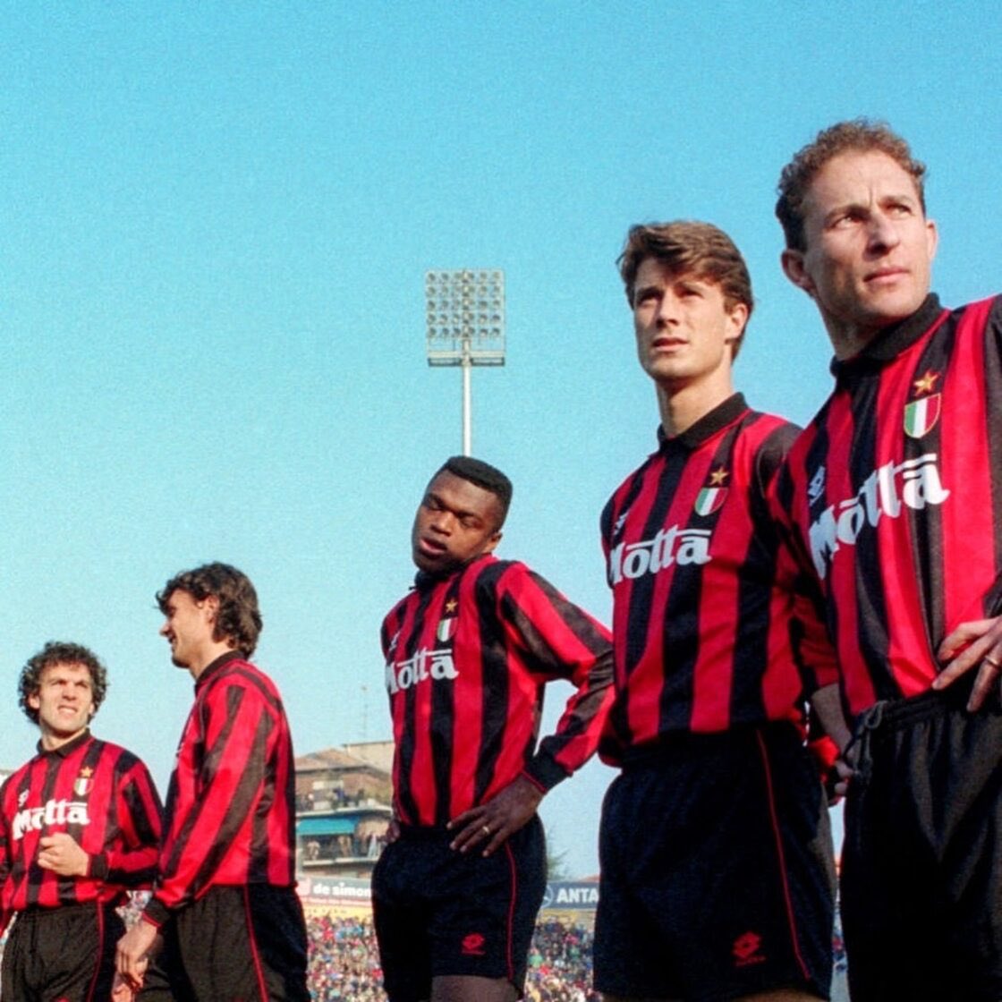 Parma vs Milan 93/94

Donadoni, Maldini, Desailly, Laudrup &amp; Papin