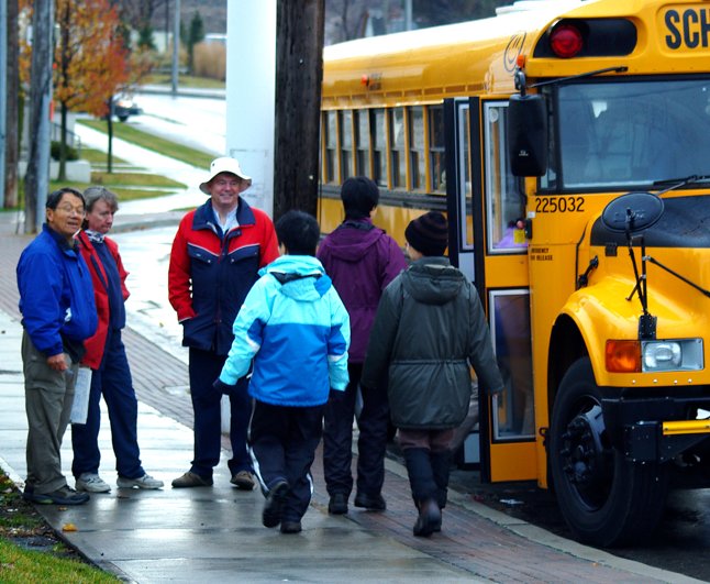 There are lots of interesting school bus hikes this month. Sign up for the Niagara E2E series, which continues on Saturdays over April, or the April 12 hike to Hockley Valley and Mono Cliffs. And of course the April 26 hikes, before our AGM. Check out hike registration calendar.