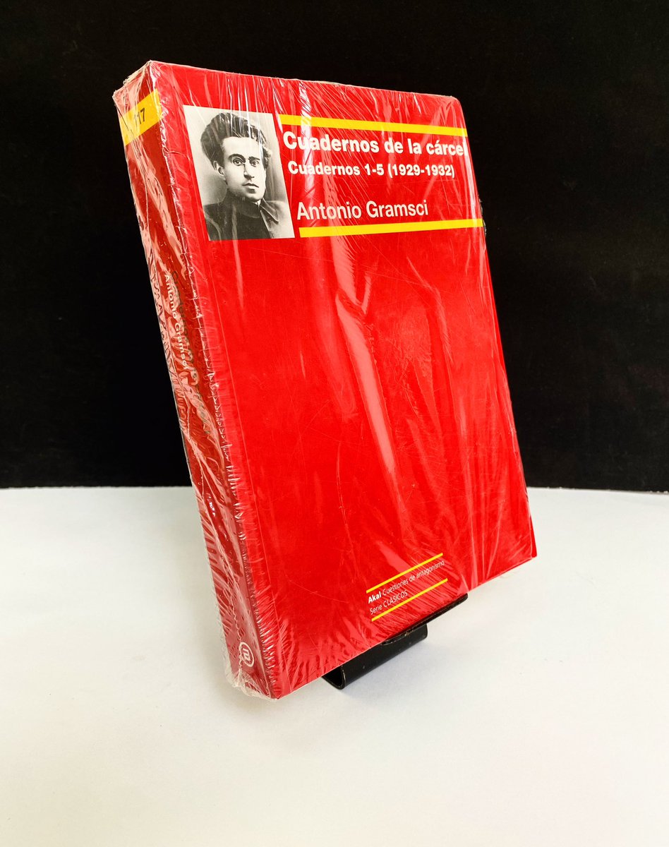 El_EcodelLibro's tweet image. Seguimos trabajando para llevar hasta sus bibliotecas las mejores ediciones. ✨