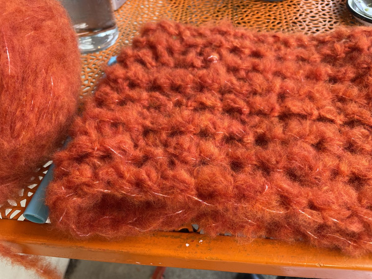 WaxeWod's tweet image. Some people were hesitant to ask due to time and expense, but if you don't mind waiting, I am so happy to crochet an orange scarf for you in honor of The Bibas family. You just have to DM me a mailing address. I'll pay for yarn. My dad is springing for freight. 🧡