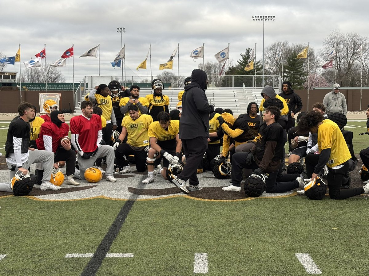 Day 3
Pads on ✅ 
#HawksHunt
