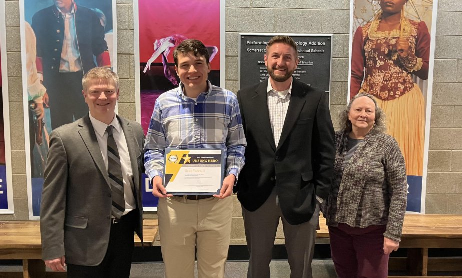 Somerville High School (@somervillehsnj) on Twitter photo Unsung Hero Award somervilleschools.org/o/shs/article/… Unsung Hero Award somervilleschools.org/o/shs/article/…