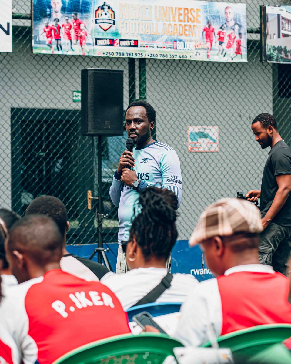 ArsenalRwanda's tweet photo. “We have the biggest screen which is the best in this country, you will enjoy watching games here with your brothers and sisters from worldwide, we have special facilities which are able to host and take care of you, so we can’t wait to have you here.” He mentioned. https://t.co/wyW88fruVn