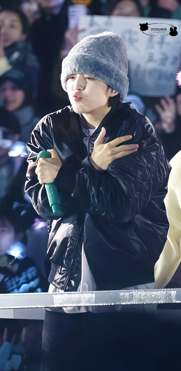 250321 SEVENTEEN in CARATLAND 

츄워🍒

#세븐틴 #SEVENTEEN 
#최승철 #승철 #에스쿱스 #scoups #エスクプス