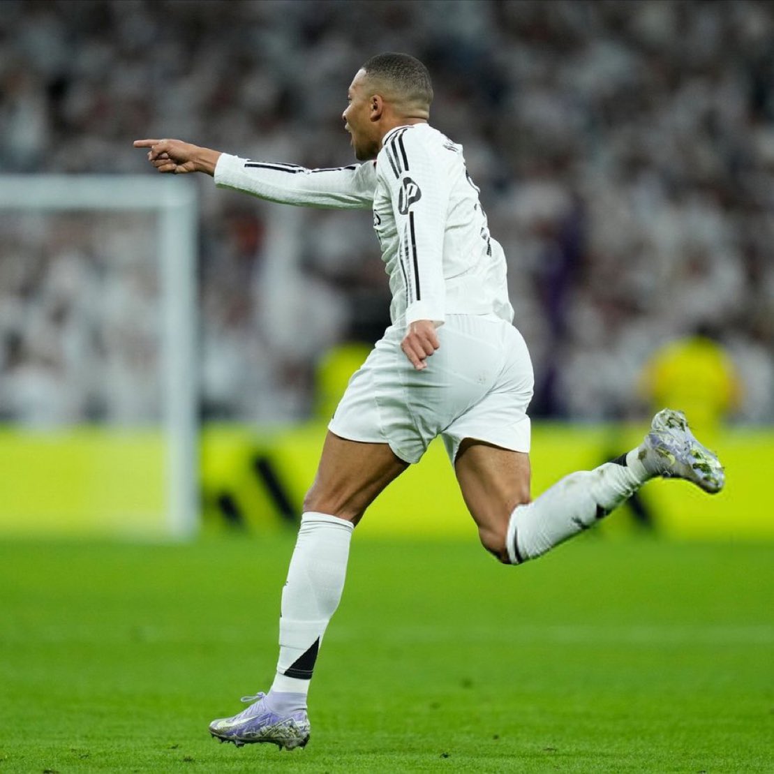 MadridXtra's tweet photo. 🚨 JUST IN: Real Madrid want to turn Kylian Mbappé into a set piece specialist. @JLSanchez78 https://t.co/McKCDmeFkR
