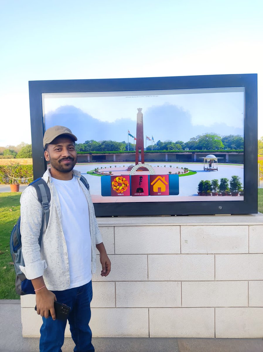 Thesubhashbabu's tweet photo. Thank you for paying Digital Tribute to our Bravehearts who made Supreme Sacrifice for the Country at National War Memorial, New Delhi.

#NationalWarMemorial,
#IndiaGate,
#NewDelhi
#saluteourarmedforce 🇮🇳🙏
#ministryofdefence https://t.co/iSqlzi21De