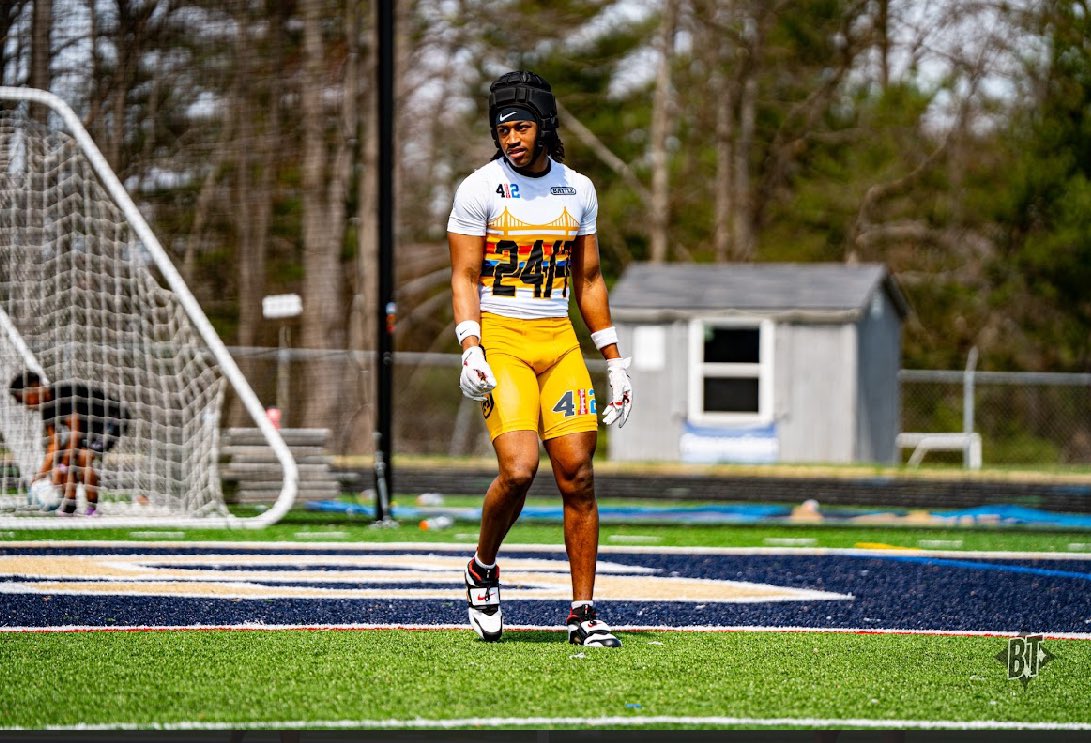 Carlos Diggs (@los_diggs1) on Twitter photo WEIGHTROOM !👀
Had a great weekend with <a href="/412Elite_7v7FB/">412elite_7v7FB</a>
Came out with the championship 7-0 Record! <a href="/coachwil_412/">Ball So Hard</a> <a href="/EatTeam_2/">DELVON</a> <a href="/Pylon7on7/">Pylon 7on7 Football</a> <a href="/coachivy1788/">mortty ivy II</a> <a href="/DennisBiggs16/">Dennis Biggs, Jr.</a>
#Lockdown
#DefenseWinsChampionships WEIGHTROOM !👀
Had a great weekend with <a href="/412Elite_7v7FB/">412elite_7v7FB</a>
Came out with the championship 7-0 Record! <a href="/coachwil_412/">Ball So Hard</a> <a href="/EatTeam_2/">DELVON</a> <a href="/Pylon7on7/">Pylon 7on7 Football</a> <a href="/coachivy1788/">mortty ivy II</a> <a href="/DennisBiggs16/">Dennis Biggs, Jr.</a>
#Lockdown
#DefenseWinsChampionships