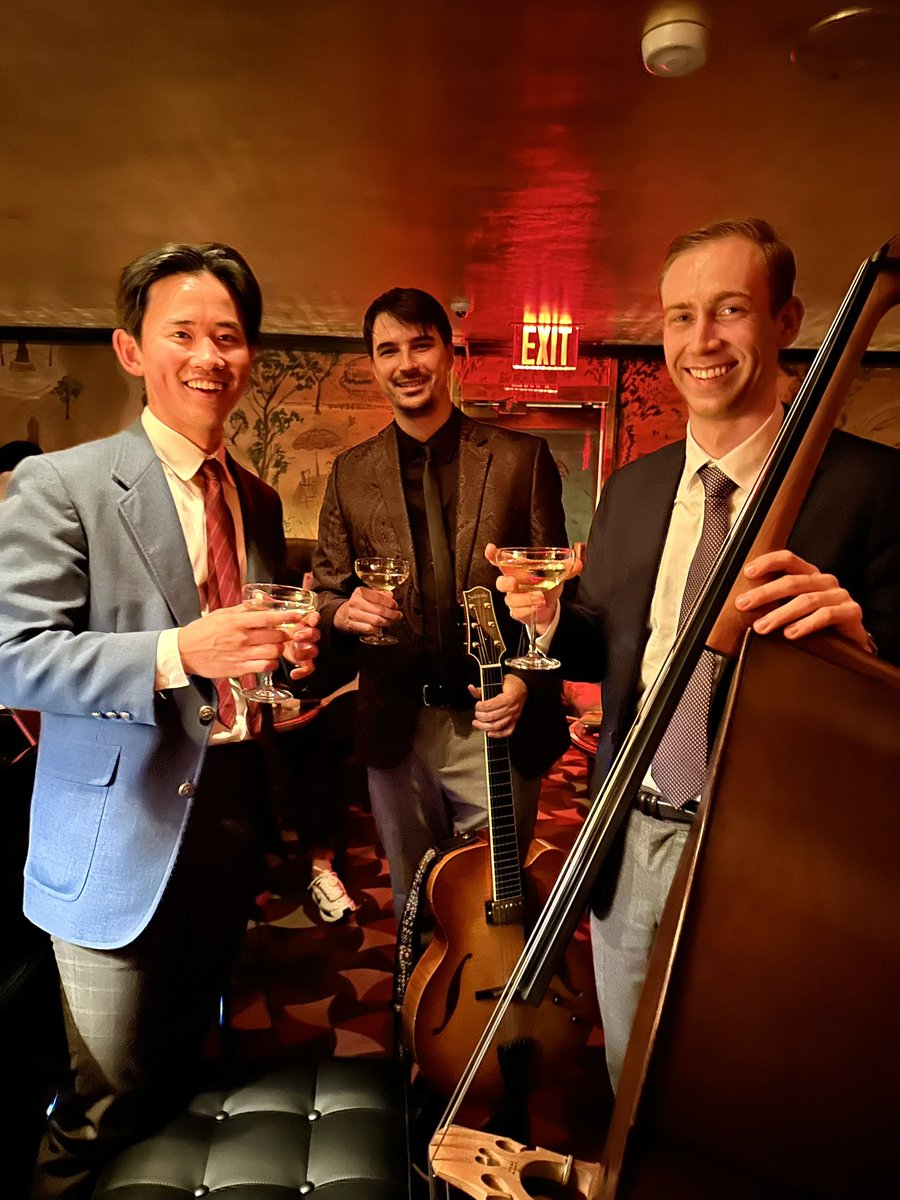 thebryaneng's tweet photo. Celebrating my 2 year anniversary of my ongoing residency at the Carlyle Hotel!

#jazzmusician #crooner #nycjazz #carlylehotel https://t.co/1UHFCO5mO0
