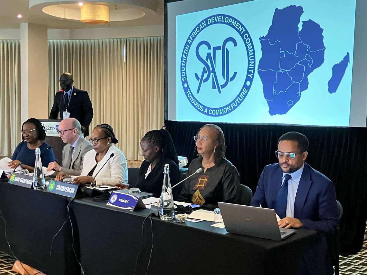 SwedeninSA's tweet photo. Sweden proudly supports the SADC Secretariat &amp; the #2getherforSRHR. Today, Sida attended a workshop on integrating SRHR into primary healthcare, stressing the importance of SADC member states working towards  SRHR services in universal healthcare. #SwedenSRHRInAfrica #SRHRForAll https://t.co/vrklBEUtDq
