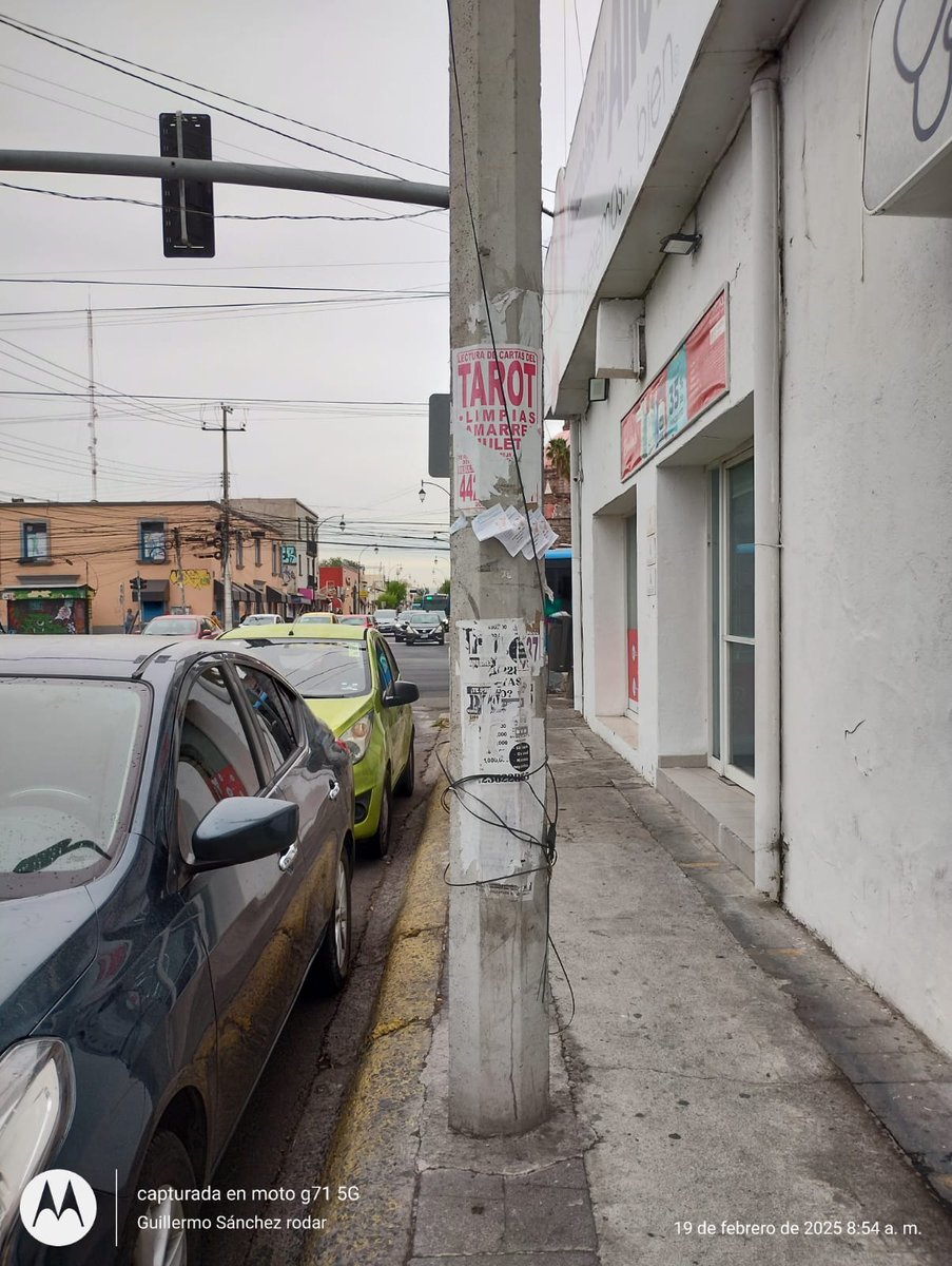 rmuqqrosc's tweet photo. El pasado 19 de febrero se reportó, la autoridad se dió por enterado, hoy hubo un siniestro en el lugar, nunca se atendió el reporte. @makugo @FeliFerMacias @CNPC_MX @pcmqro @PCIVILQRO @spublicosqro @SSalud_Qro https://t.co/DEzfGeVdyx