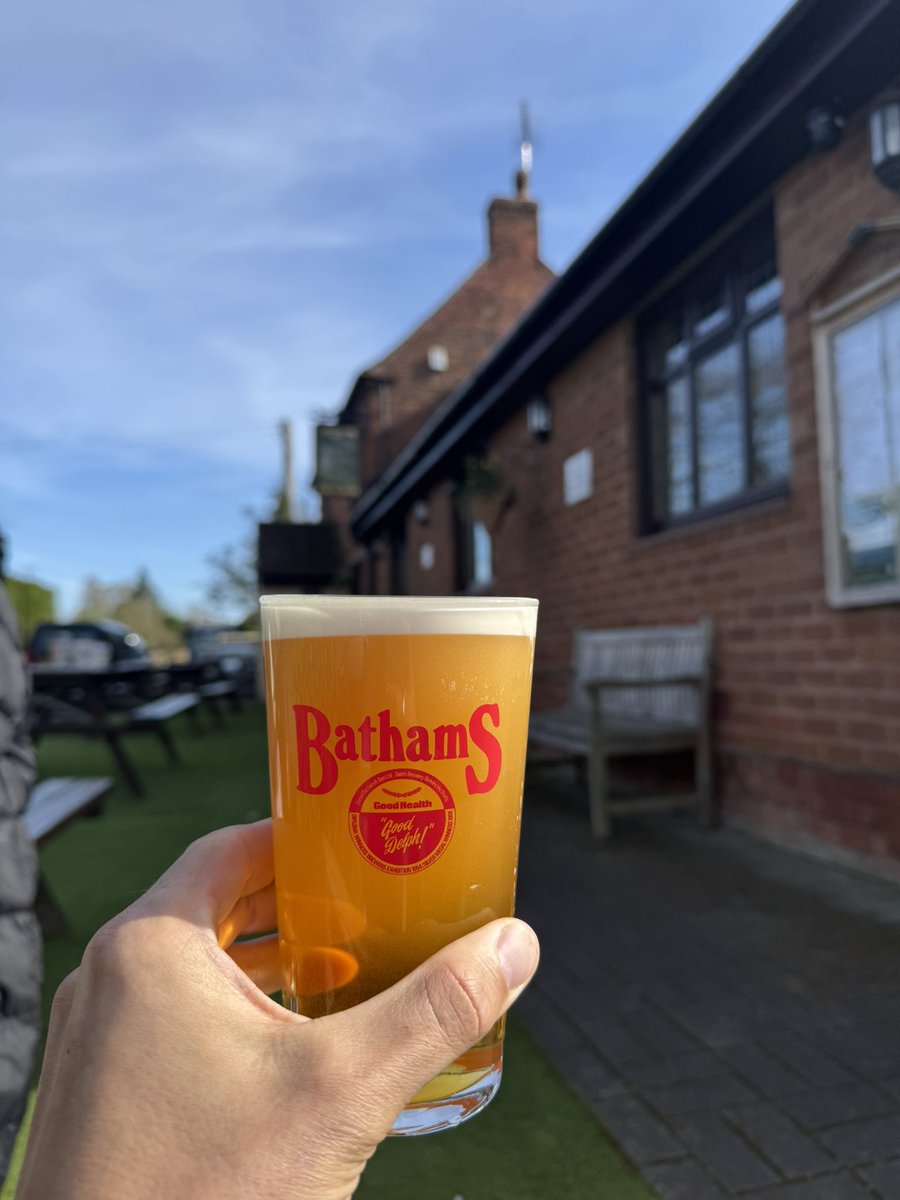 Suns out. No filter needed <a href="/thebathams/">The Bathams</a> THE PLOUGH AT SHENSTONE