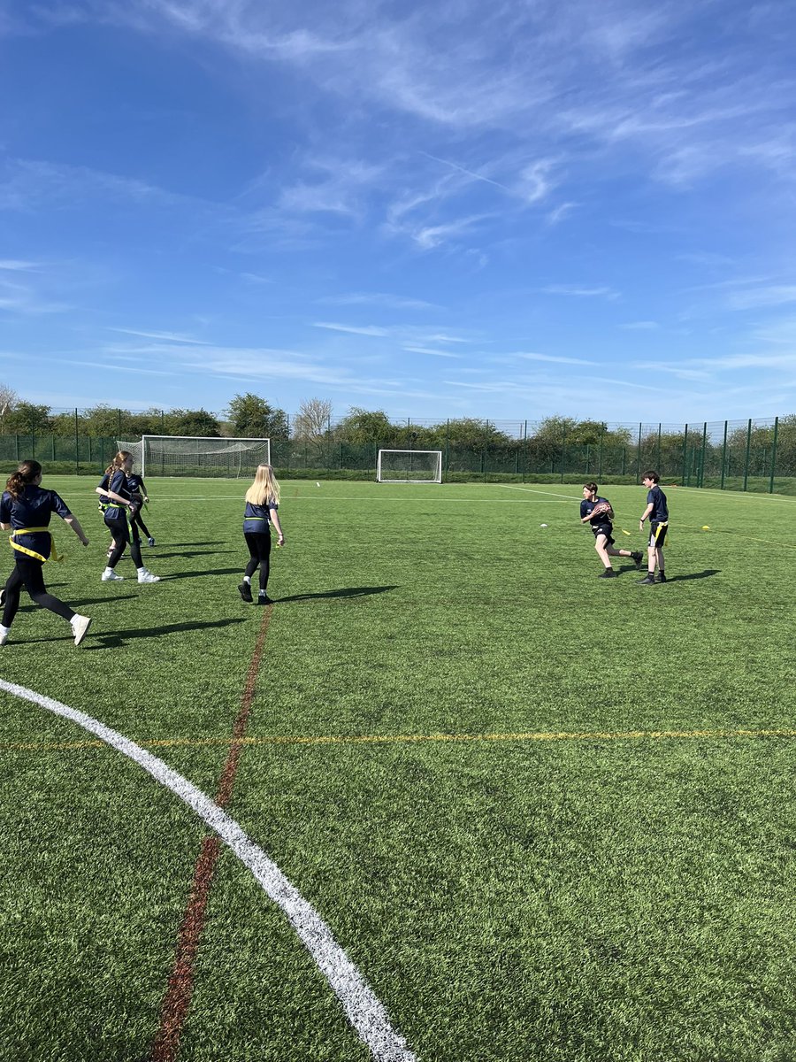 HuntsSSP's tweet image. Another @NFLUKIRE Flag Football Young Leaders Officiating Training complete. ☑️

Well done to the @Ernulf_PEdept Y9 sports leaders who developed their knowledge and understanding of the sport, before transitioning into matches with a focus on refereeing. 🏈👏