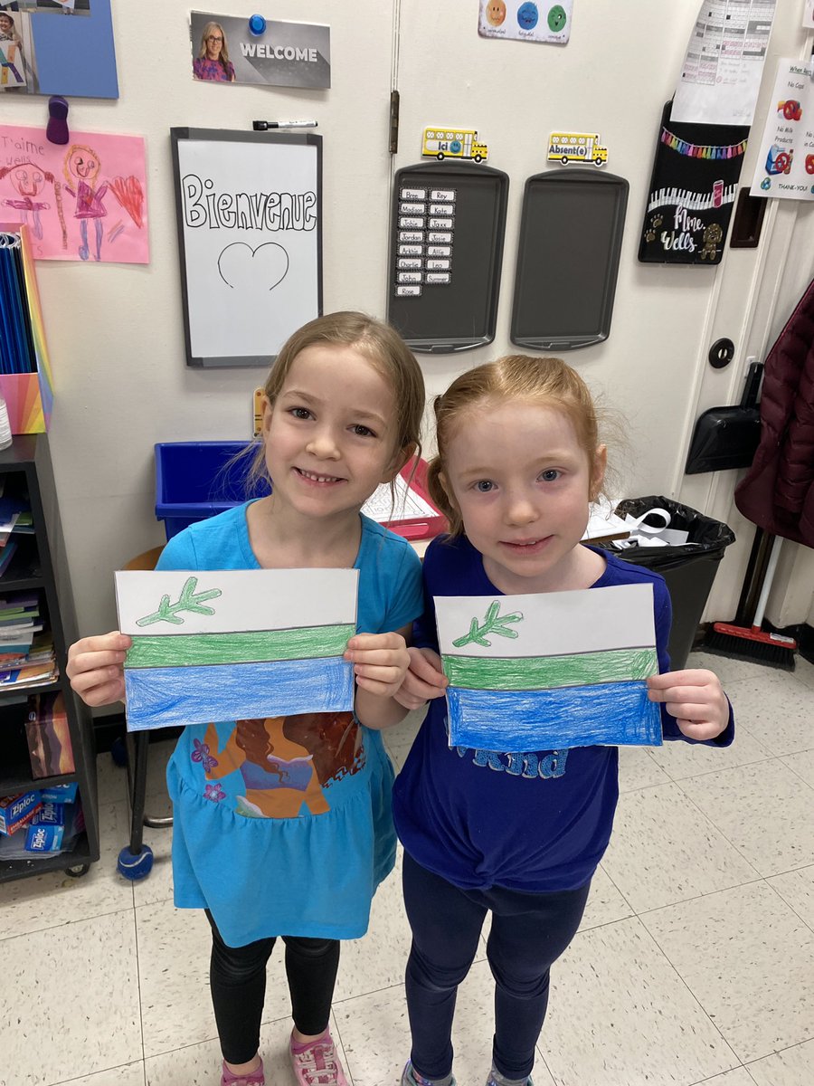 APLowPrimary's tweet image. Today we are celebrating the 51st year of the Labrador Flag! 💙 @NLSchoolsCA