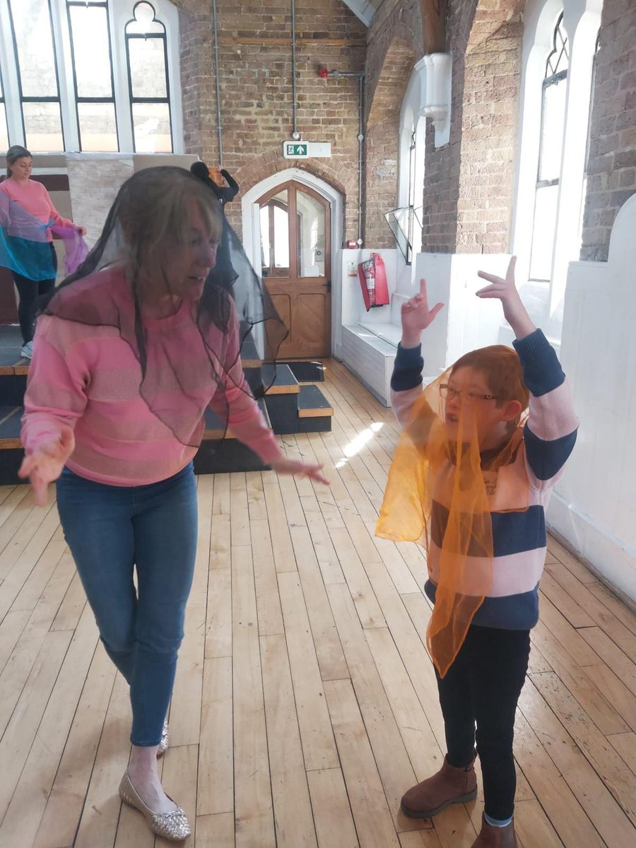 To wrap up our spring term, our dancers brought their loved ones along to icandance to share the joy of movement. 💃✨ Our family and friends dance day was such a fun way to celebrate our community and head into the Easter break! We can’t wait for our upcoming summer term ☀️