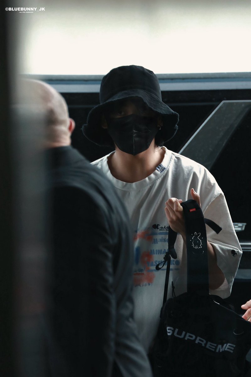 I wanna focus on…focus on 

#JUNGKOOK #정국 #ジョングク
#BTS #방탄소년단
<a href="/BTS_twt/">방탄소년단</a>

#HappyAprilFoolsDay