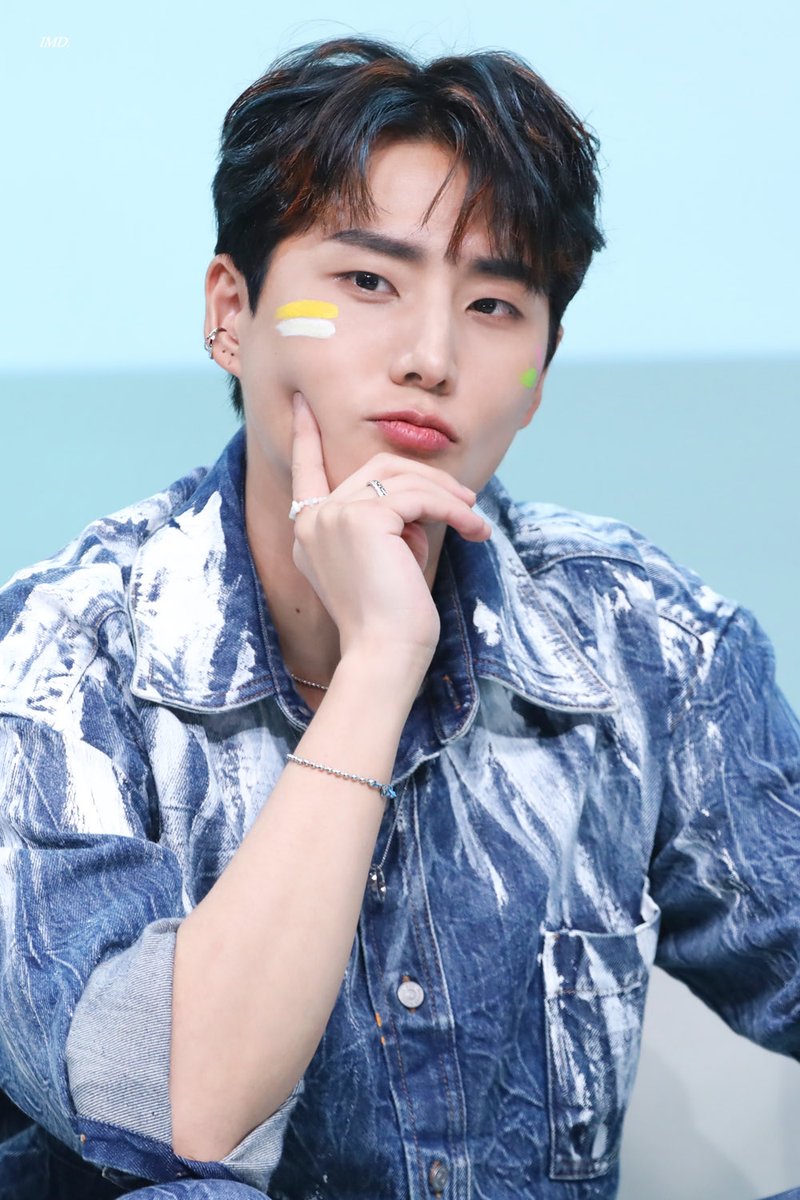 dnwm_IMD's tweet image. ππππ ππ
πππ.
#AprilFoolsDay
#DAY6 #YOUNGK #WONPIL #λ°μ΄μμ€ #μμΌμ΄ #μν